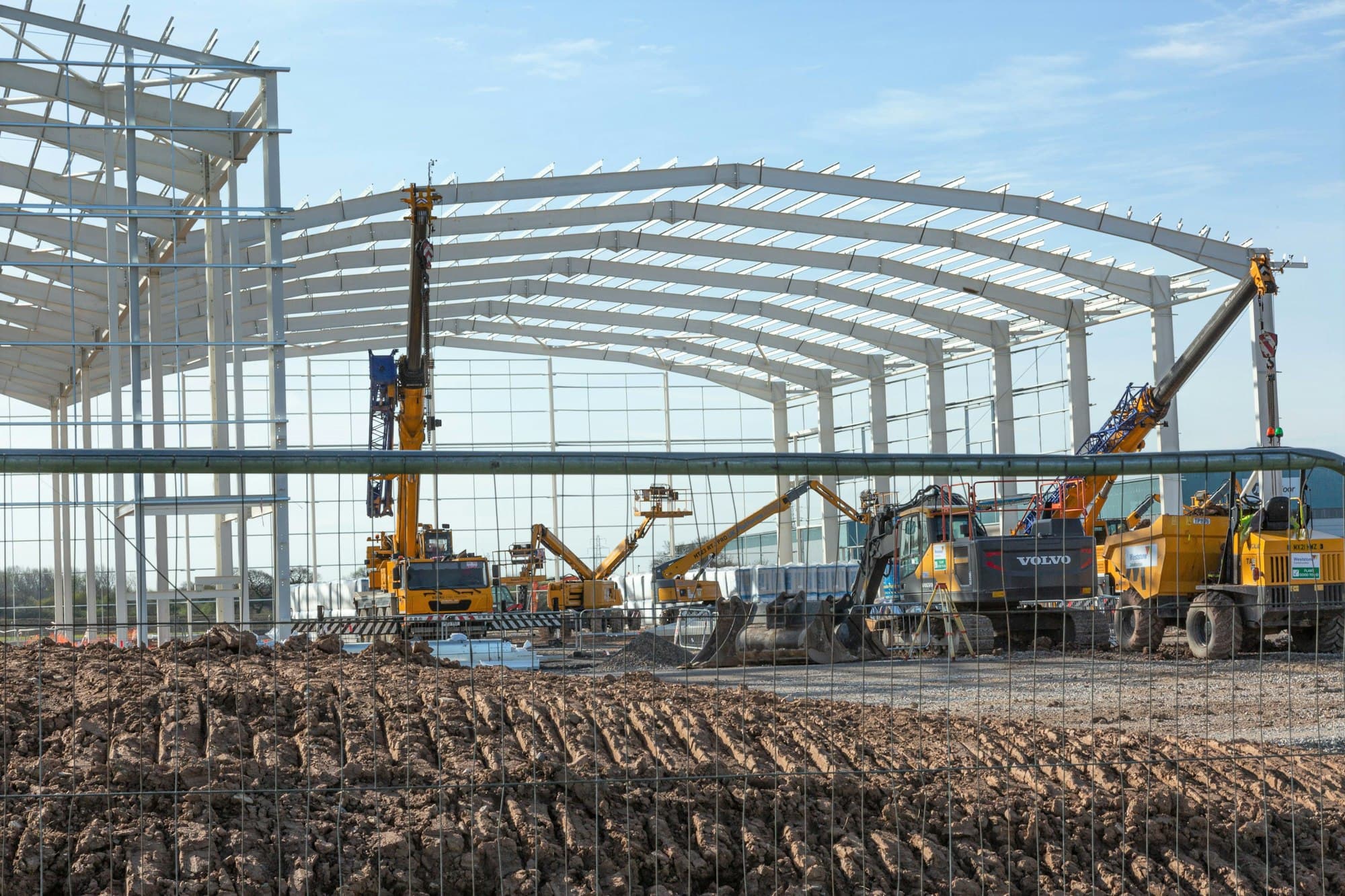 Steel structure erection on an industrial construction site